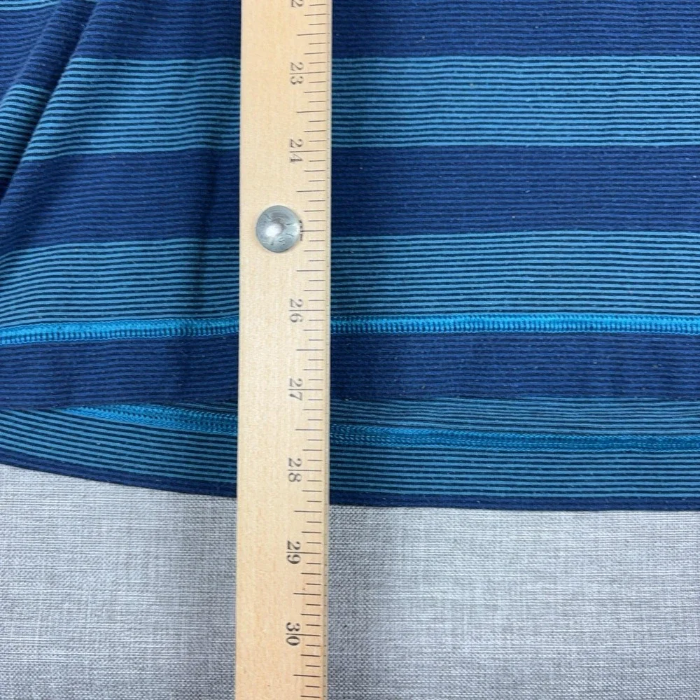 Lululemon T-Shirt Womens Medium Blue Striped V-Neck Short Sleeve Athletic Top